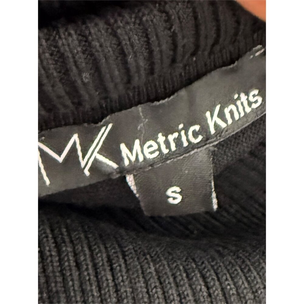MK METRIC KNITS Turtleneck Short Sleeve Sweater STYLE# 52405 BLACK S - Picture 4 of 8